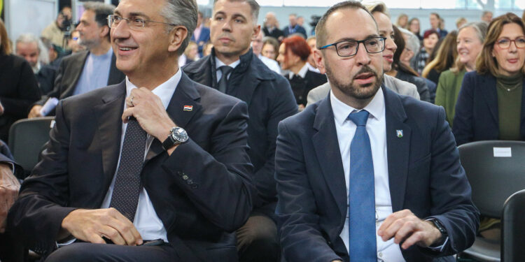 Ustavni sud odlučio, evo što kažu o sporu Plenkovića i Tomaševića