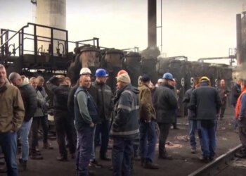 VIDEO Danas se gase proizvodne peći u lukavačkoj Koksari, 800 radnika bez posla