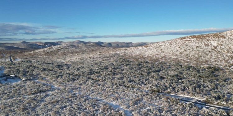 VIDEO Zasniježilo i na Dinari. DHMZ izdao upozorenja za dio Hrvatske