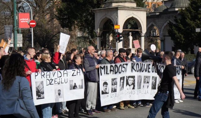VIDEO Završen prosvjed u Sarajevu, obilježio ga emotivan govor studentice i roditelja