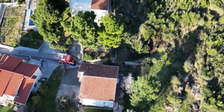 Vatrogasci u Podstrani vježbali evakuaciju vrtića, potom gasili požar otvorenog prostora