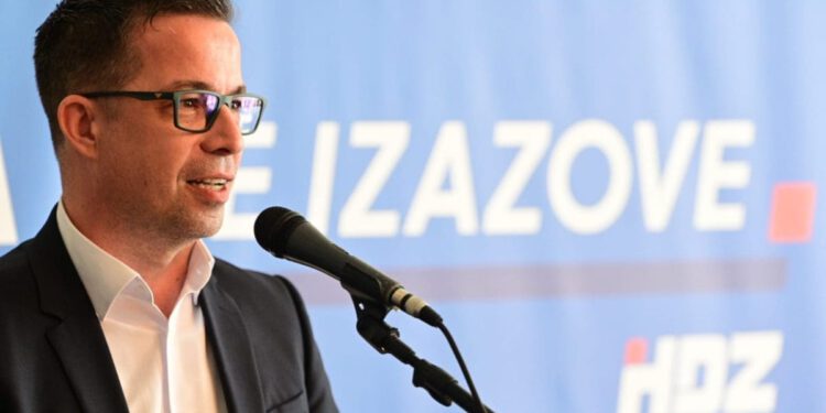 Vetma najavio: Pošta u Klisu postaje suvenirnica, info point i prodaja karata