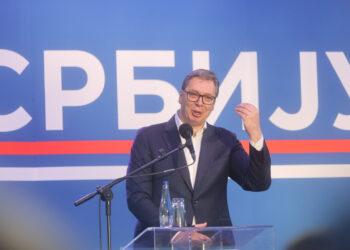 Vučić bijesni: ‘Nove odluke Prištine tamo ugrožavaju tisuće Srba’