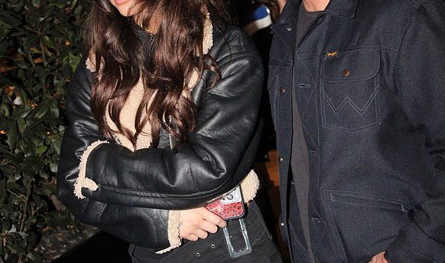 Zac Efron uočen na Super Bowl utakmici sa zvijezdom America’s Got Talent Angelinom Green