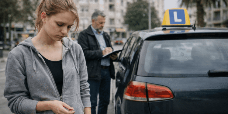 Zašto se srozala prolaznost na vozačkim ispitima? Splitski instruktor: „Roditelji sasipaju ‘drvlje kamenje’ na nas, a javljaju nam se i partneri kandidata“
