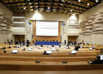 Zastupnički dom usvojio izmjene Zakona o plaćama i policijskim službenicima
