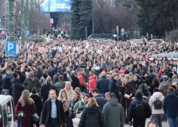 Završeni prosvjedi u Sarajevu: Deblokiran promet, za sutra najavljeno novo okupljanje