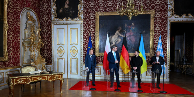 Zelenski još jednom opalio mađarskog premijera — RT World News