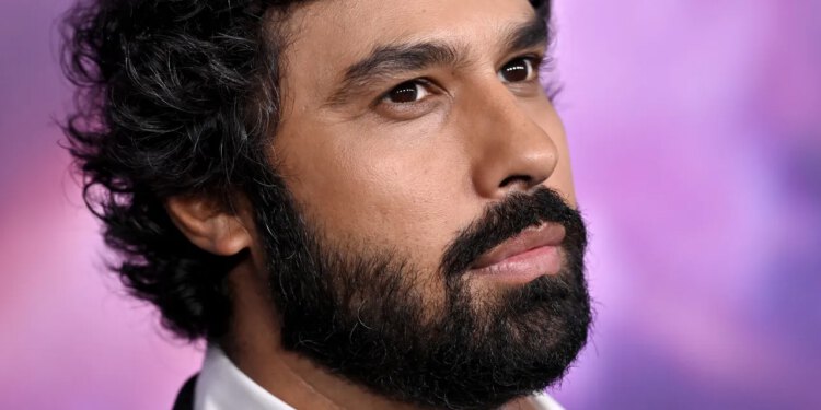 Zvijezda Teorije velikog praska Kunal Nayyar otkriva da voli posjećivati ​​GoFundMe noću i ‘Samo plaćajte medicinske račune nasumičnih obitelji’