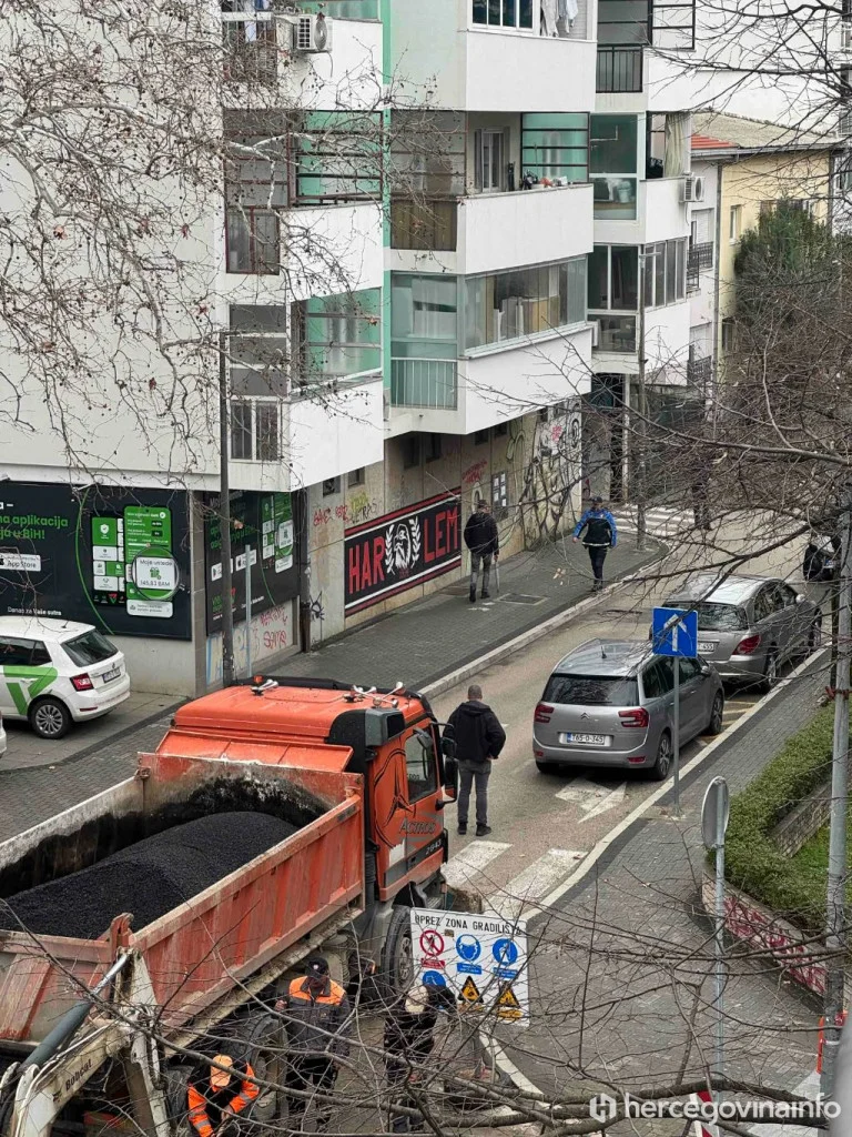 Asfaltiranje Ulice kralja Petra Krešimira IV.