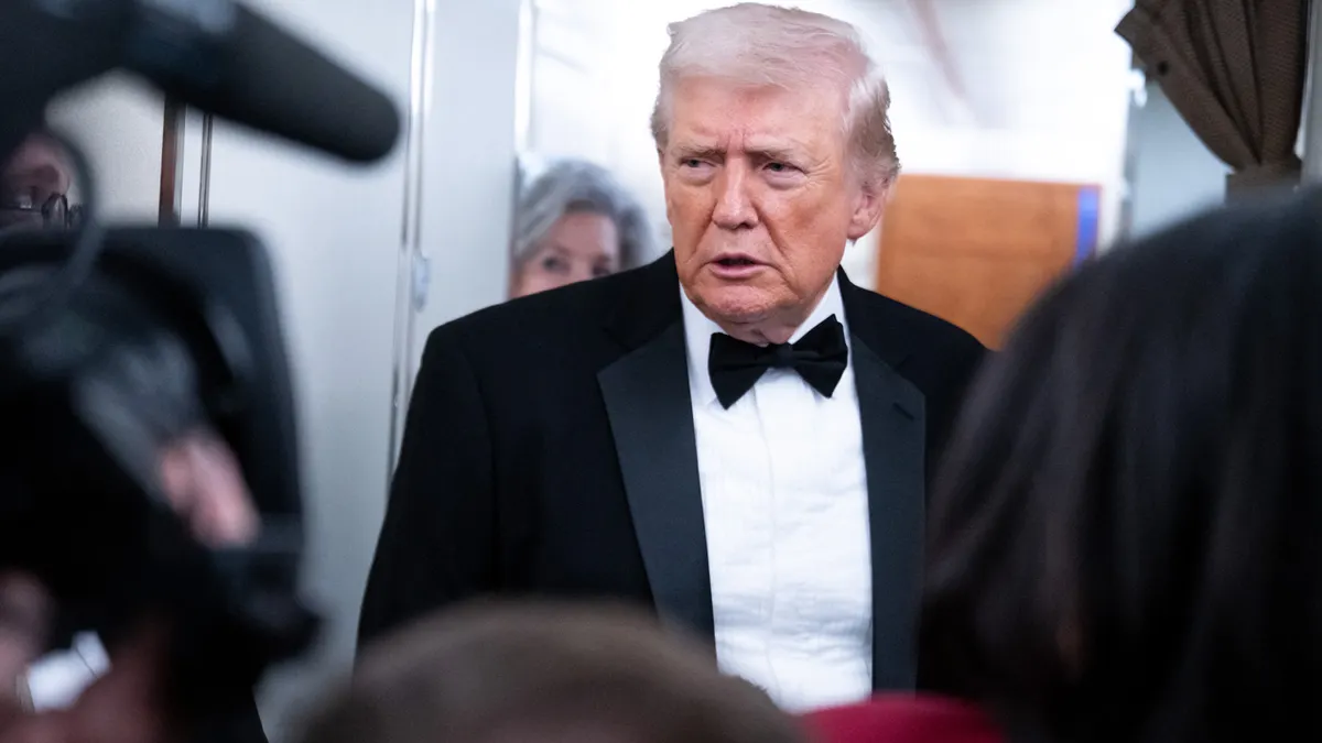 Donald Trump u zrakoplovu Air Force One