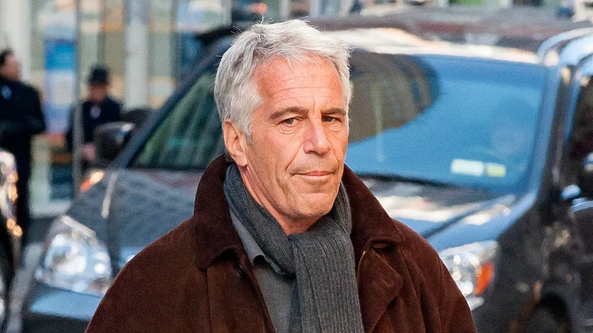 Jeffrey Epstein je slobodan