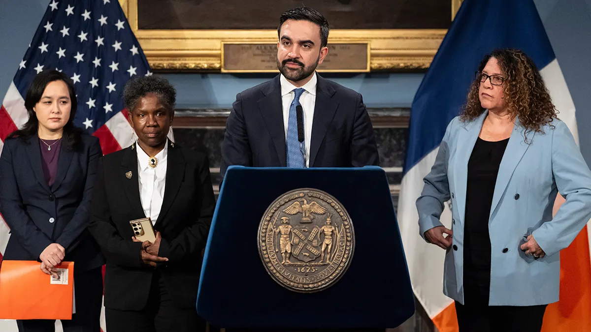 Gradonačelnik New Yorka Zohran Mamdani govori na konferenciji za novinare