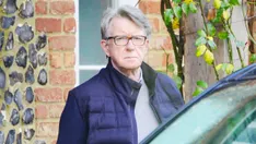 Bivši britanski veleposlanik u SAD-u pušten uz jamčevinu nakon uhićenja u istrazi o nedoličnom ponašanju Epsteina