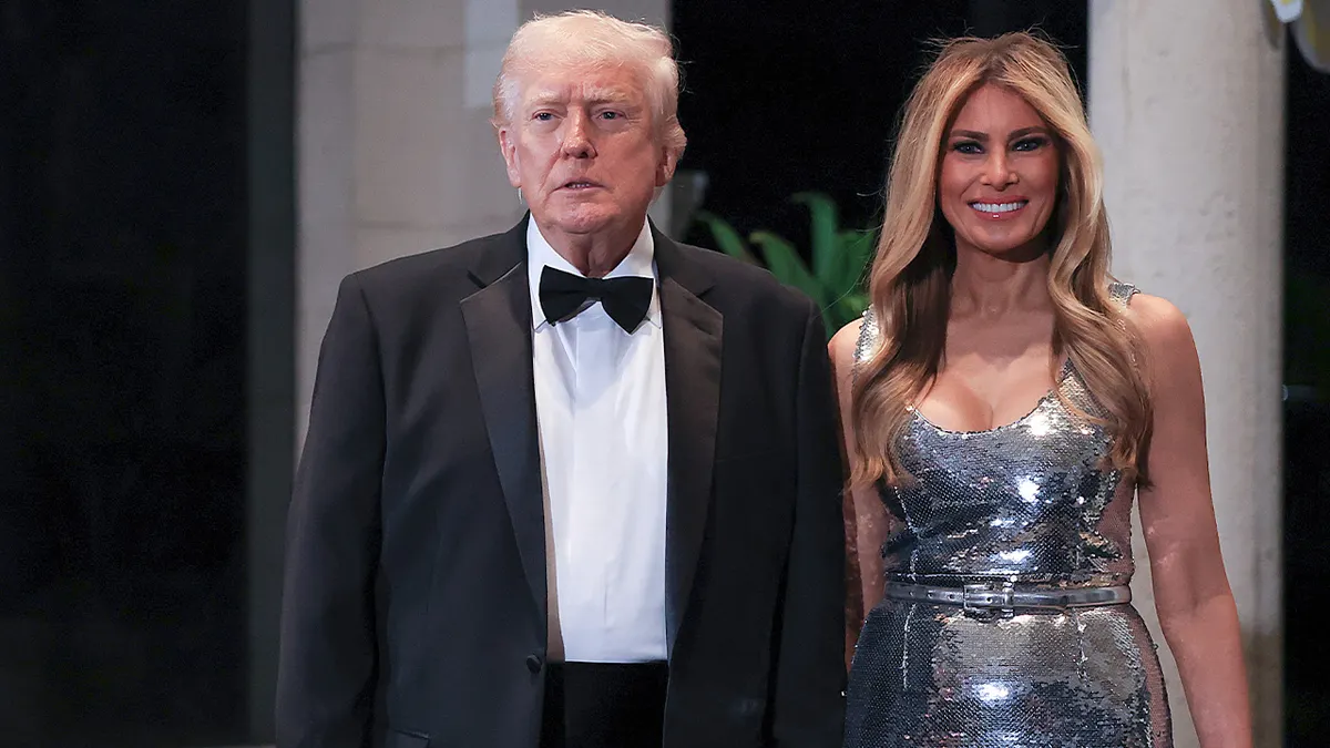 Trump i Melania na novogodišnjoj priredbi