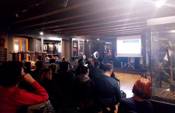 „Ljubi hejtera svoga“: Boris Beck u Konavlima pričao o kulturi dijaloga i odgovornosti javne riječi