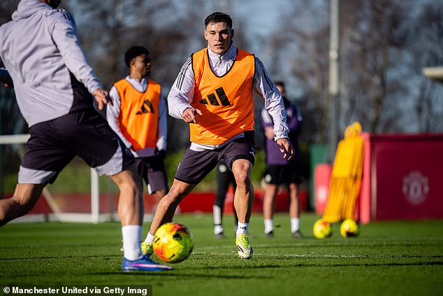 Manuel Ugarte je dobio samo 27 minuta u akciji otkako je Carrick preuzeo Man United