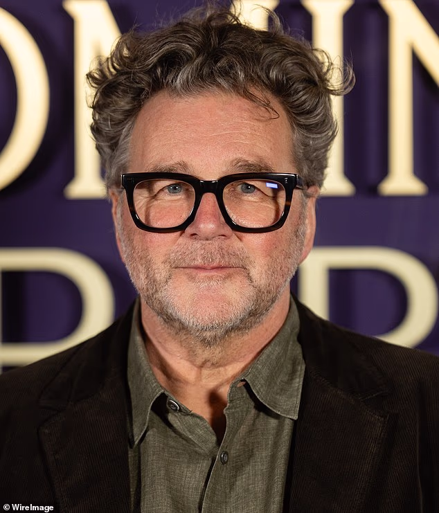 Nakon srcedrapajuće reakcije zbog tika, redatelj filma Kirk Jones (na slici) otkrio je da se John suočio s daljnjom agonijom kada se vratio kući u Škotsku i otkrio da su njegov voljeni bicikl ukrali oportunistički lopovi