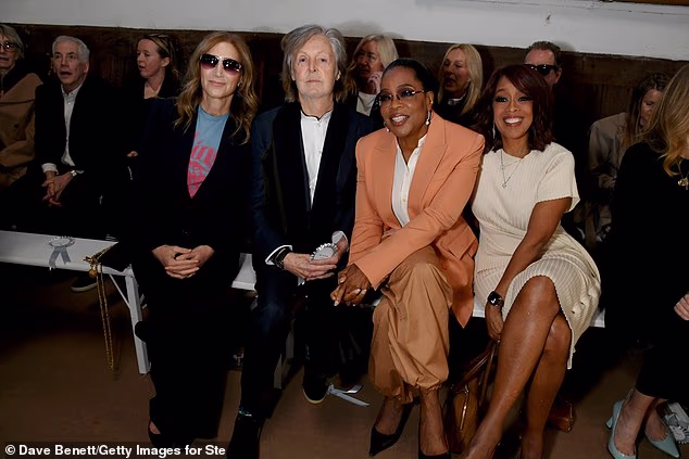 Viđeni su kako se druže sa Sir Paulom McCartneyjem (83) i njegovom suprugom Nancy McCartney (66)