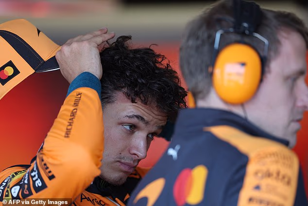 Dok je Piastri nalazio tempo, njegov timski kolega i aktualni svjetski prvak Lando Norris borio se s kvačilom svog McLarena