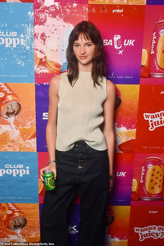 Prošli tjedan Mia Mia navodno je žurno otišla s zabave na Tjednu mode u Londonu, nakon što je Romeo stigao s Kim pod rukom