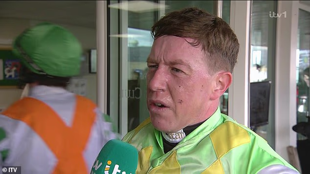 Queally je nakon utrke tvrdio da ga je De Boinville zlostavljao tijekom razmjene