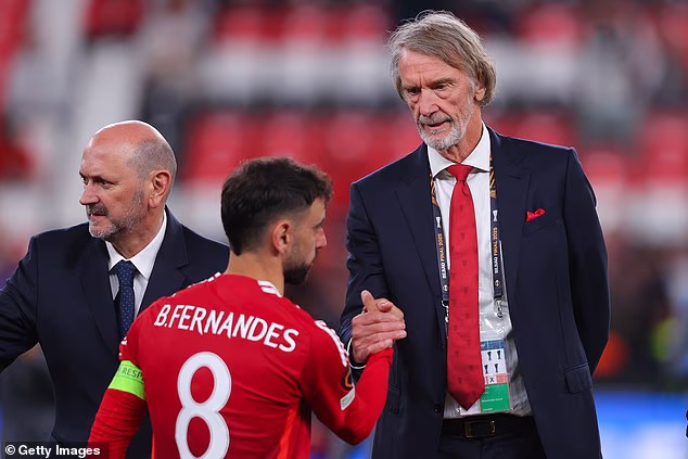 Fernandes je prošle godine otkrio kako osjeća da United želi da on napusti klub na ljeto