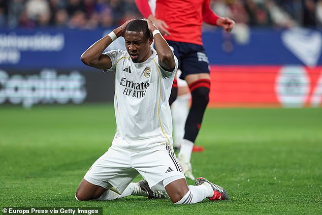 Klub bi moglo napustiti čak šest igrača, uključujući i austrijskog braniča Davida Alabu