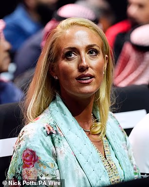 Paris je odlučna da želi da Fury ostane u mirovini