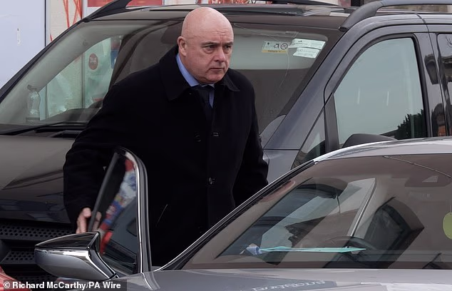 Hattonov agent Paul govori jutros na sudu mrtvozornika u Stockportu prije istrage