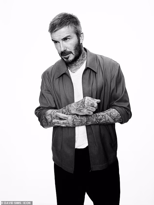 Na snimanju David nosi komade iz svoje nadolazeće kolekcije BOSS by Beckham SU26