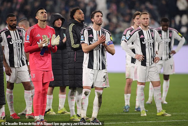 Juventus bi mogao biti na tržištu za napadača, ali potez Salaha nije vjerojatan