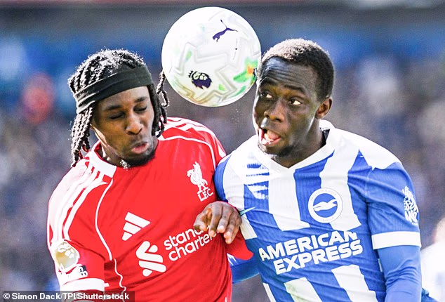 Yankuba Minteh je poznat Arneu Slotu i mogao bi biti dostižna opcija za Redse