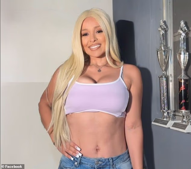 Tužitelji kažu da se Ivanna Ortiz (35) (na slici) odvezla do zvijezdine kuće 8. ožujka i otvorila vatru na imanje vrijedno 13,8 milijuna dolara iz jurišne puške AR15