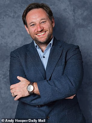 Riath Al-Samarrai kandidirao se za kolumnistu i specijaliziranog dopisnika