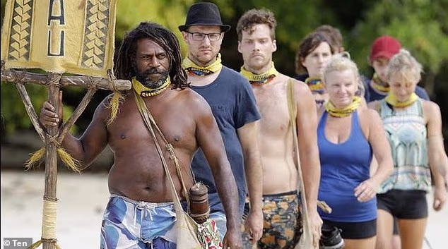 Sud je čuo da je Lea (na slici lijevo na Survivoru) pet puta prekršila jamčevinu, što je rezultiralo kaznom od četiri mjeseca zatvora koju je već odslužio.