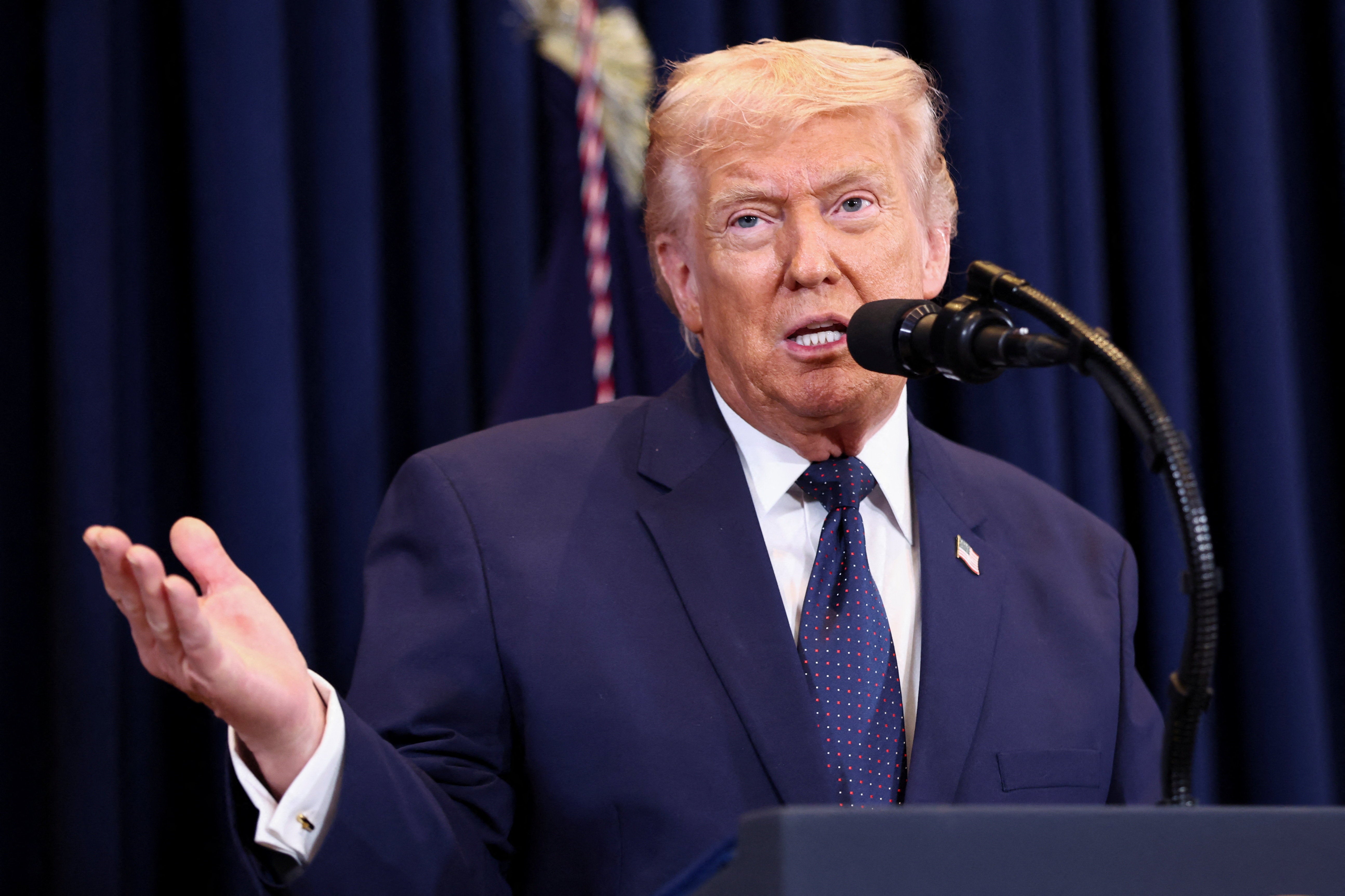 Američki predsjednik Donald Trump pokrenuo je udare na Iran i pozvao njegov narod na ustanak