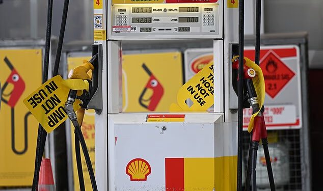 AFL se priprema za burnu sezonu koja će biti pogođena australskom krizom goriva – dok liga podiže jednu riječ koja će navijačima probuditi grozna sjećanja