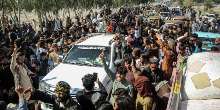 Afganistan tvrdi da je osujetio pakistanski zračni napad na zračnu bazu Bagram u ‘otvorenom ratu’