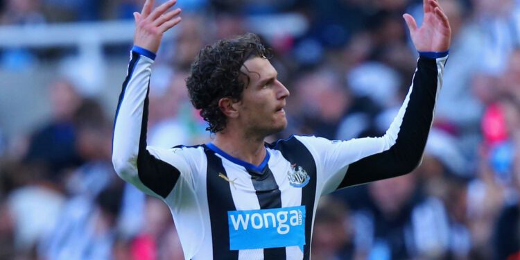 Bivši igrač Newcastlea Janmaat otkriva: ‘Bio sam ovisan o kokainu’
