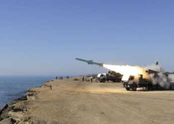 Blic analiza Zorana Metera: Iako u Iranu šah odavno ne vlada, Teheran u šahu sada drži čitav Zapad