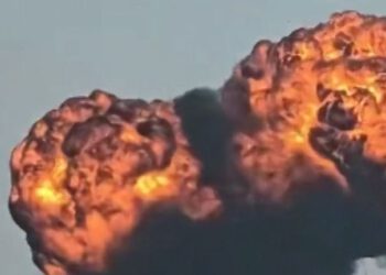 Bliski istok gori: Iran lansirao ‘novi val projektila’ na Izrael, napadnuti i tankeri