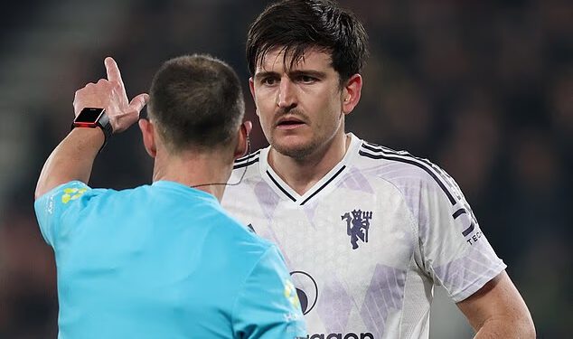 Bournemouth 2-2 Man United: Harry Maguire ide od heroja do nule na dan svog opoziva iz Engleske dok Cherries frustrira Michaela Carricka i Co na južnoj obali, piše RIATH AL-SAMARRAI