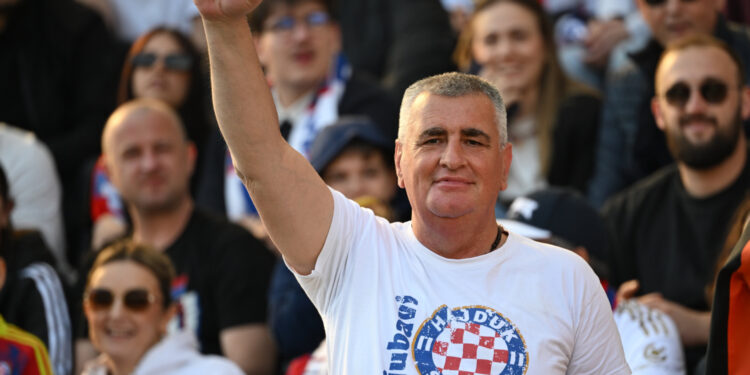 Bulj o Vučiću: ‘Laje kao bijesan pas, a plenkisti tužikaju i cvile kao odbačena štenad’