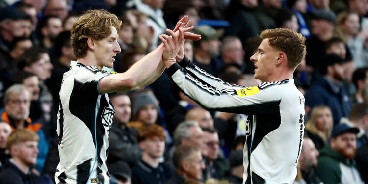 Chelsea protiv Newcastlea – Premier liga UŽIVO: Najnoviji rezultat, vijesti o momčadi i ažuriranja dok Anthony Gordon postavlja Magpiese ispred