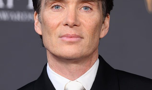 Cillian Murphy lambastira pojavljivanja na crvenom tepihu nakon što je postao meme zbog svojih ‘dosadnih’ izraza lica jer kaže da ‘nije dobar u tome da bude osobnost’