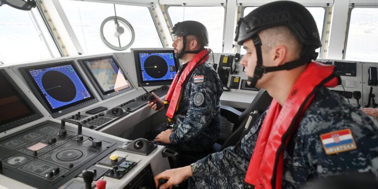 Dan otvorenih vrata HVU-a u Splitu