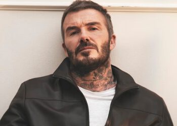 David Beckham tinja na novoj fotografiji za svoju kolekciju Boss nakon velikog napada Nicole Peltz na obitelj supruga Brooklyna – i Romeove oštre reakcije