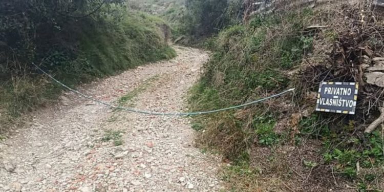 Društvo Marjan objavilo ovu sliku: “Ima li kraja bahatosti “marjanskih težaka”?