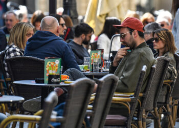 Država poziva Hrvate da se vrate doma: Ogromni su novci u igri